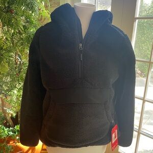 NWT - The North Face Women’s Campshire Pullover Hoodie